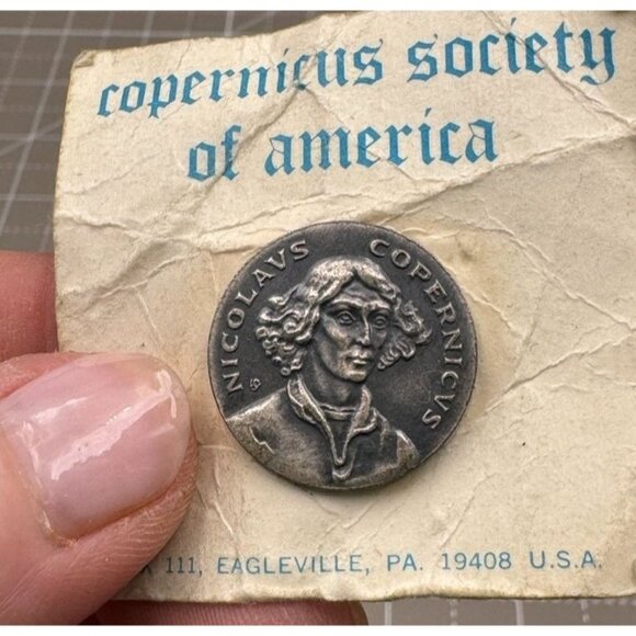 Vintage Copernicus Society Of America Medal Pin By MET - Picture 2 of 4